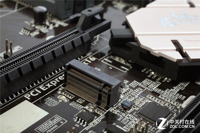 親民款曝光 七彩虹戰(zhàn)斧旗艦新品上市 