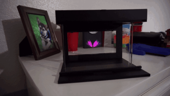 全息圖并不遙遠(yuǎn) 這款小裝置用<a href=/mobile/ target=_blank class=infotextkey>手機(jī)</a>就能實(shí)現(xiàn)