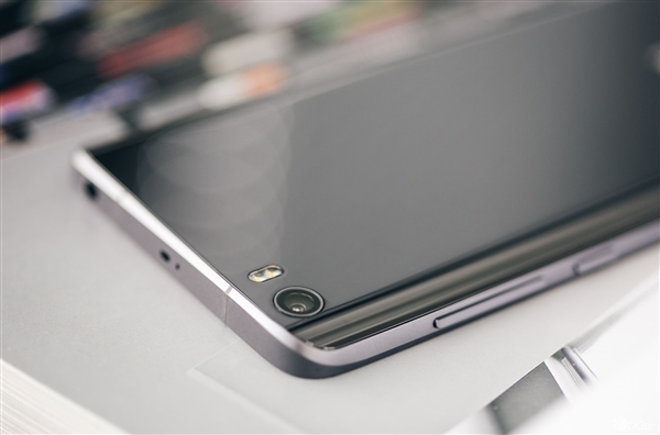 史上最帥！小米5陶瓷尊享版悄然下架