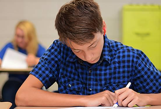 英文看不懂？用這款智能閱讀筆一目十行