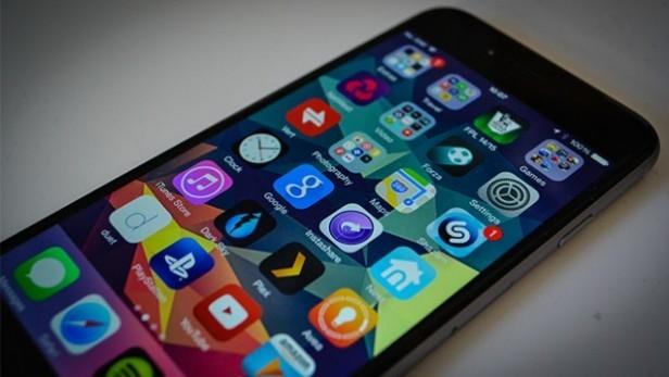 iPhone8將巨變:曲面屏玻璃機(jī)身 無Home鍵 無線充電