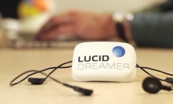 想控制自己的夢境么？戴上Lucid Dreamer睡覺就可以造夢