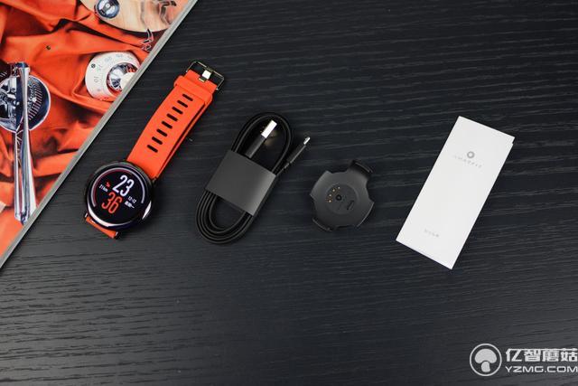 華米AMAZFIT運動手表評測：小米手環2之后又一爆品？