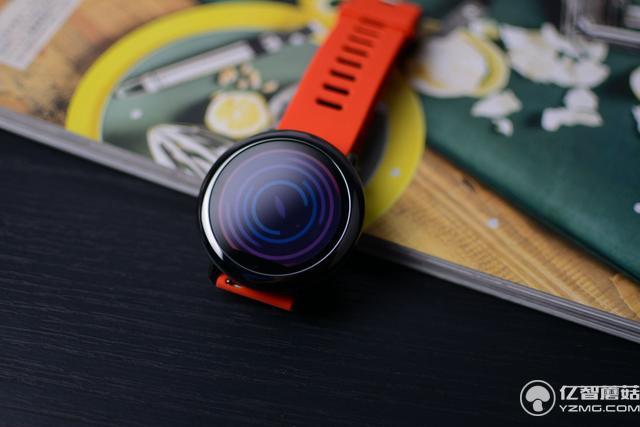 華米AMAZFIT運動手表評測：小米手環2之后又一爆品？