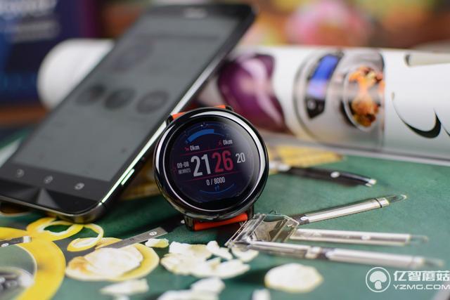 華米AMAZFIT運動手表評測：小米手環2之后又一爆品？