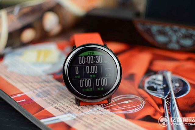 華米AMAZFIT運動手表評測：小米手環2之后又一爆品？