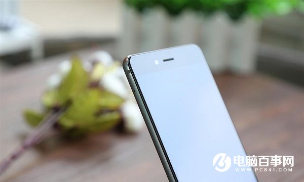 簡約弧形天線設(shè)計 nubia Z11 miniS圖賞