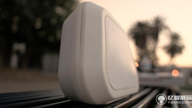 這個裝置只需要三步 就能把無線耳機變音箱