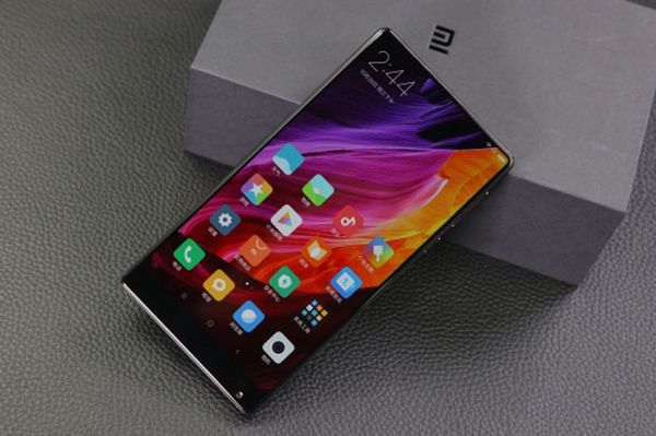 終于明白什么卡住了小米的脖子 連董明珠看了都擔心雷軍