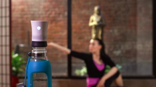 夠文藝！這個音樂瓶塞能讓玻璃瓶秒變無線音箱