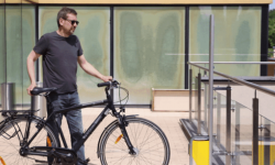 Parkis自行車架  讓自行車站起來(lái)絕對(duì)省空間