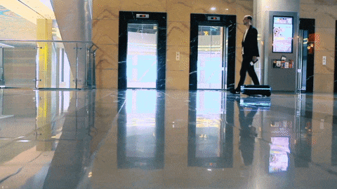 有了可自動跟主人走的行李箱 去哪兒都能成焦點