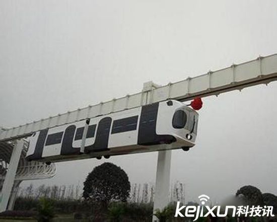 世界首創新能源空鐵在我國試運行 時速60公里 