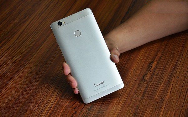 2016巨屏手機(jī)有哪些 8款6寸以上大屏手機(jī)推薦