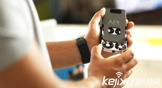 AirSelfie迷你無人機僅52g 航拍自拍美美噠