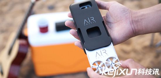 AirSelfie迷你無人機僅52g 航拍自拍美美噠