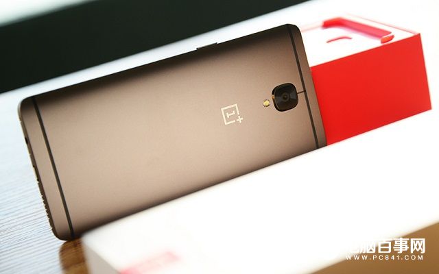 外觀變化不大 一加3T真機(jī)圖賞