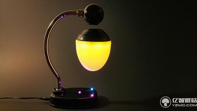 磁懸浮臺(tái)燈還能當(dāng)揚(yáng)聲器 放家里超顯復(fù)古范兒