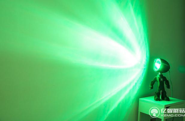 竟然把臺(tái)燈做成這么酷我也是醉了