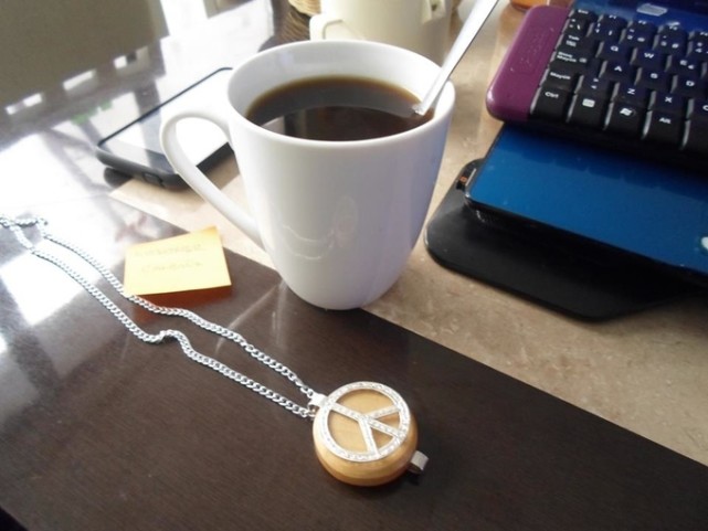 有顏值才“可穿戴”它除了時(shí)尚還能保護(hù)你的安全