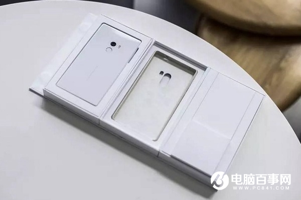 小米MIX白色版和黑色版哪個好看？小米MIX黑色與白色的區別