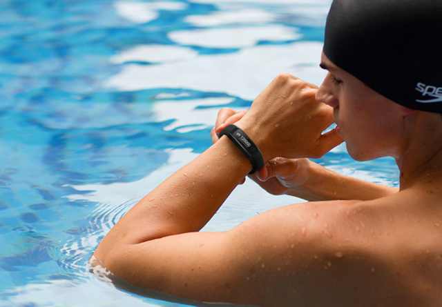 智能心率監(jiān)測升級 樂心手環(huán)Mambo 2評測