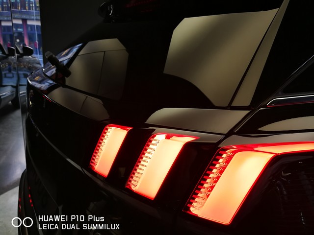 華為P10 Plus拍照把iPhone 7P越甩越遠(yuǎn) 