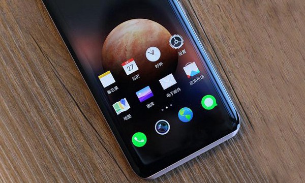 榮耀Magic2再曝光:八曲面設計 或搭載麒麟970