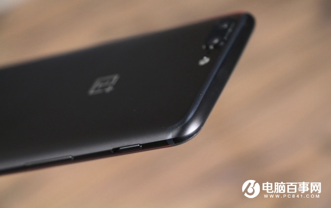 一加5評(píng)測(cè)：硬件無(wú)槽點(diǎn)中輕度使用兩天沒(méi)問(wèn)題