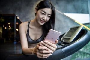 看準(zhǔn)了再下手！6款可能降價(jià)清倉(cāng)的旗艦手機(jī)推薦