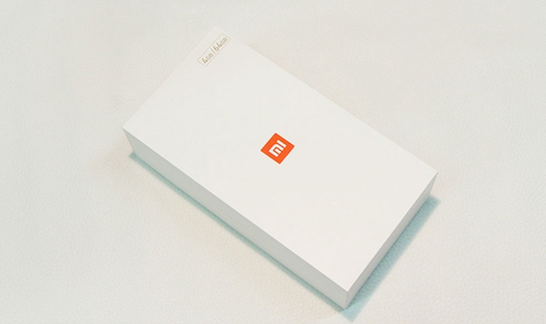 小米5X怎么裝卡/插卡 小米5X SIM卡安裝教程