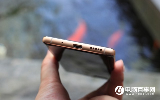 全面屏2.1設計 努比亞Z17S外觀評測