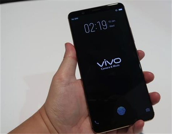 全球首發(fā)!vivo屏下指紋手機(jī)亮相CES 2018