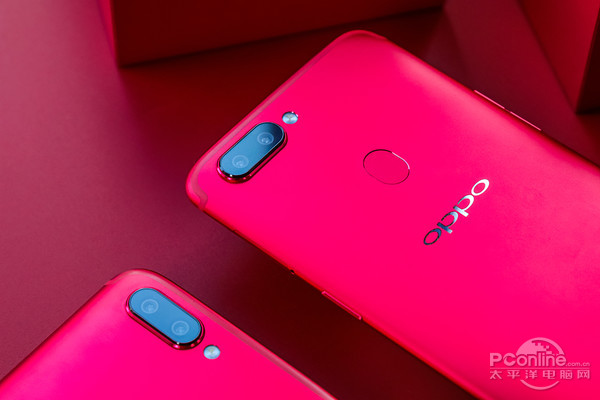 旗艦手機(jī)有哪些?2699元起高關(guān)注熱銷手機(jī)推薦