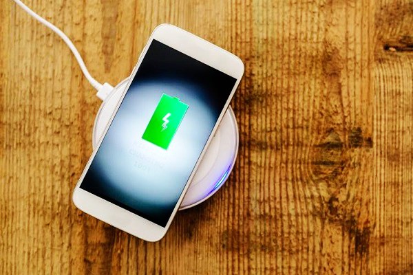 智能手機(jī)充電正確使用方法 90%的人姿勢(shì)不對(duì)