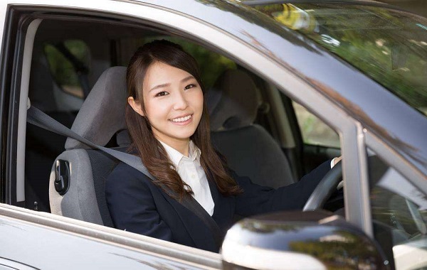 40年老司機(jī)總結(jié)的20條駕駛技巧 看一遍勝過你開10年車!