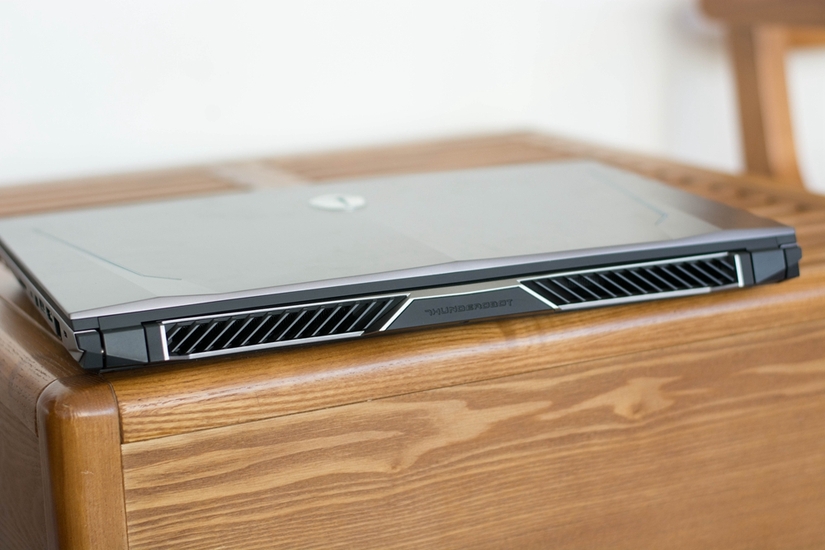 雷神Dino游戲本評測：大吉大利，今晚吃雞