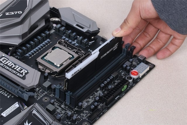 電腦內存選購知識，什么樣的內存適合自己？