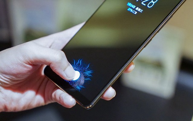 新年就要換新機(jī) 5款2018年新發(fā)布值得買(mǎi)的手機(jī)推薦