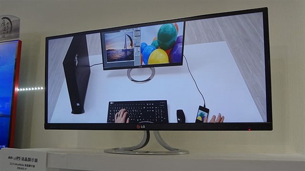 買顯示器不能只看參數 這些細節也得注意