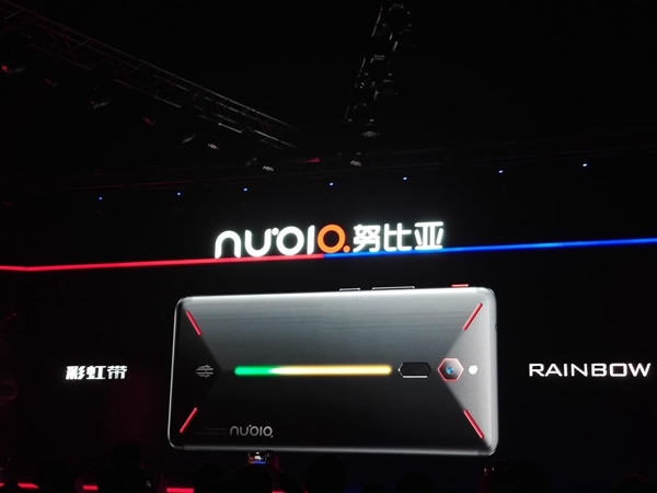 努比亞紅魔電競游戲手機正式發布：售價2499元起！