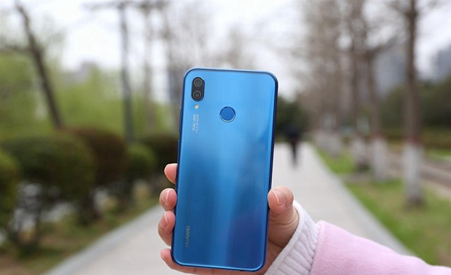 五月中端機(jī)哪款好 2018年5月值得買的中端手機(jī)推薦