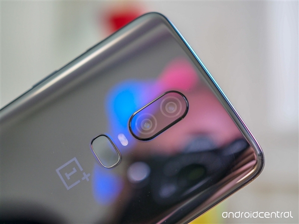 要火!一加6圖賞:6.28寸屏握感舒適