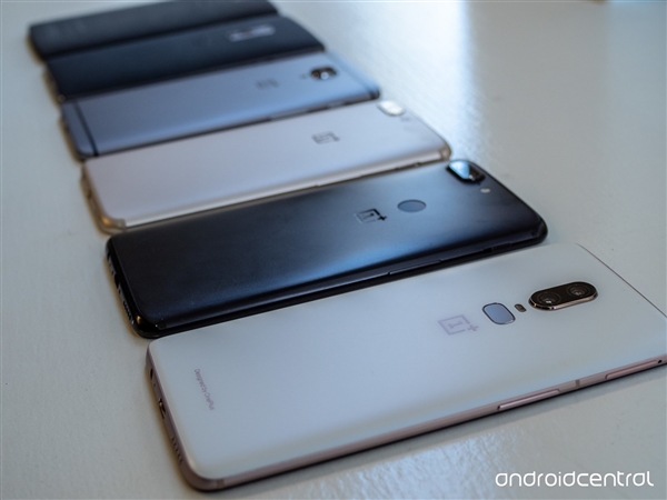 要火!一加6圖賞:6.28寸屏握感舒適