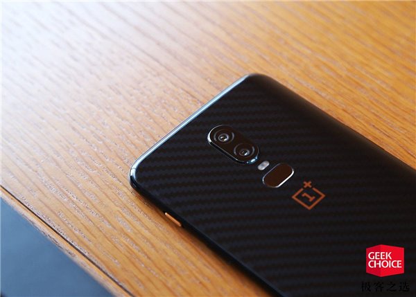 一加6復聯版開箱圖賞:隨處可見的復聯元素