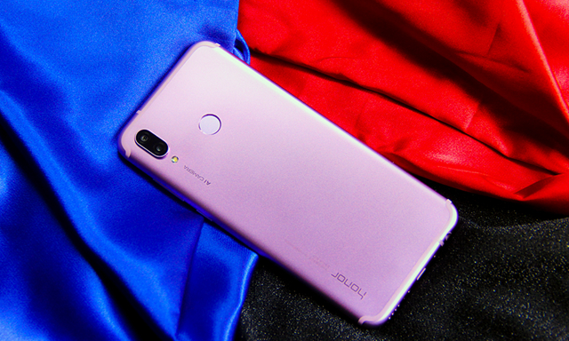 榮耀Play值得買嗎?全面的榮耀Play評測