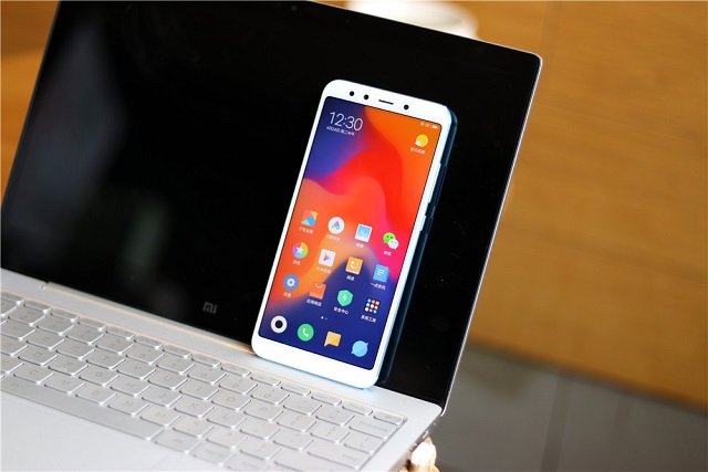 小米6X和小米8 SE哪個好？小米8 SE和6X區別對比