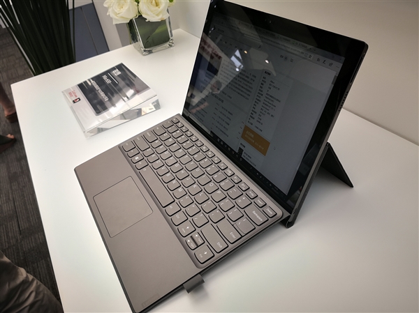 22小時續航+4G持續在線!高通驍龍筆記本來感受下