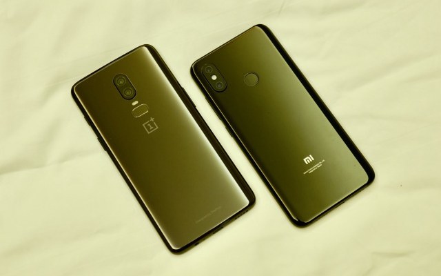 小米8和一加6買哪個好?差價500小米8對比一加6的區別