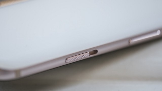 小米8和一加6買哪個好?差價500小米8對比一加6的區別